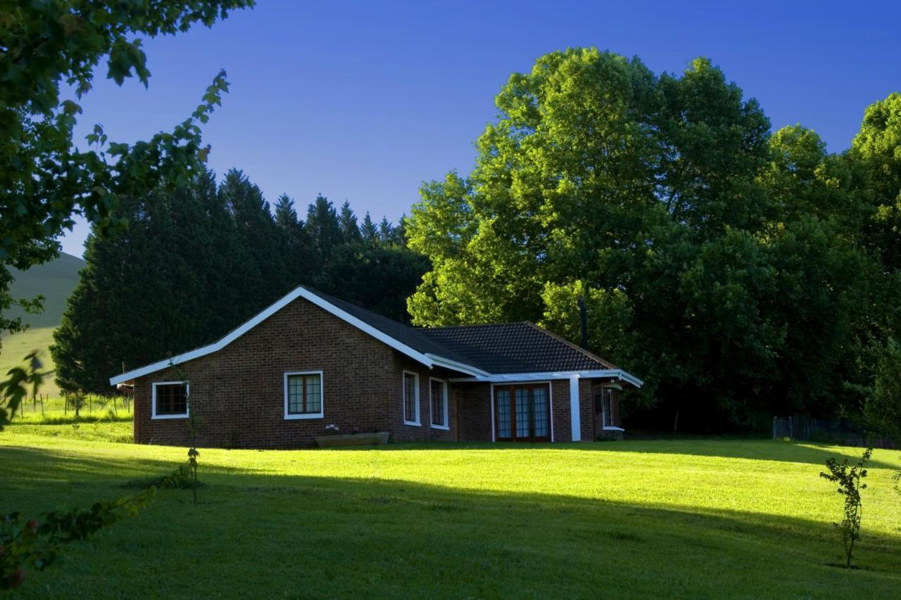 Lions River Country Cottages ภายนอก รูปภาพ